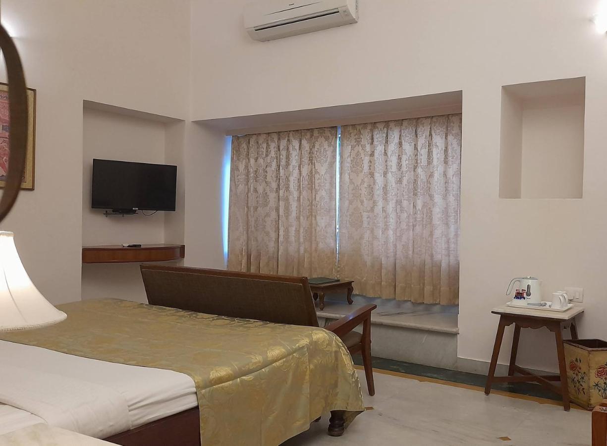 Hotel Rampratap Palace By Fateh Collection Udaipur