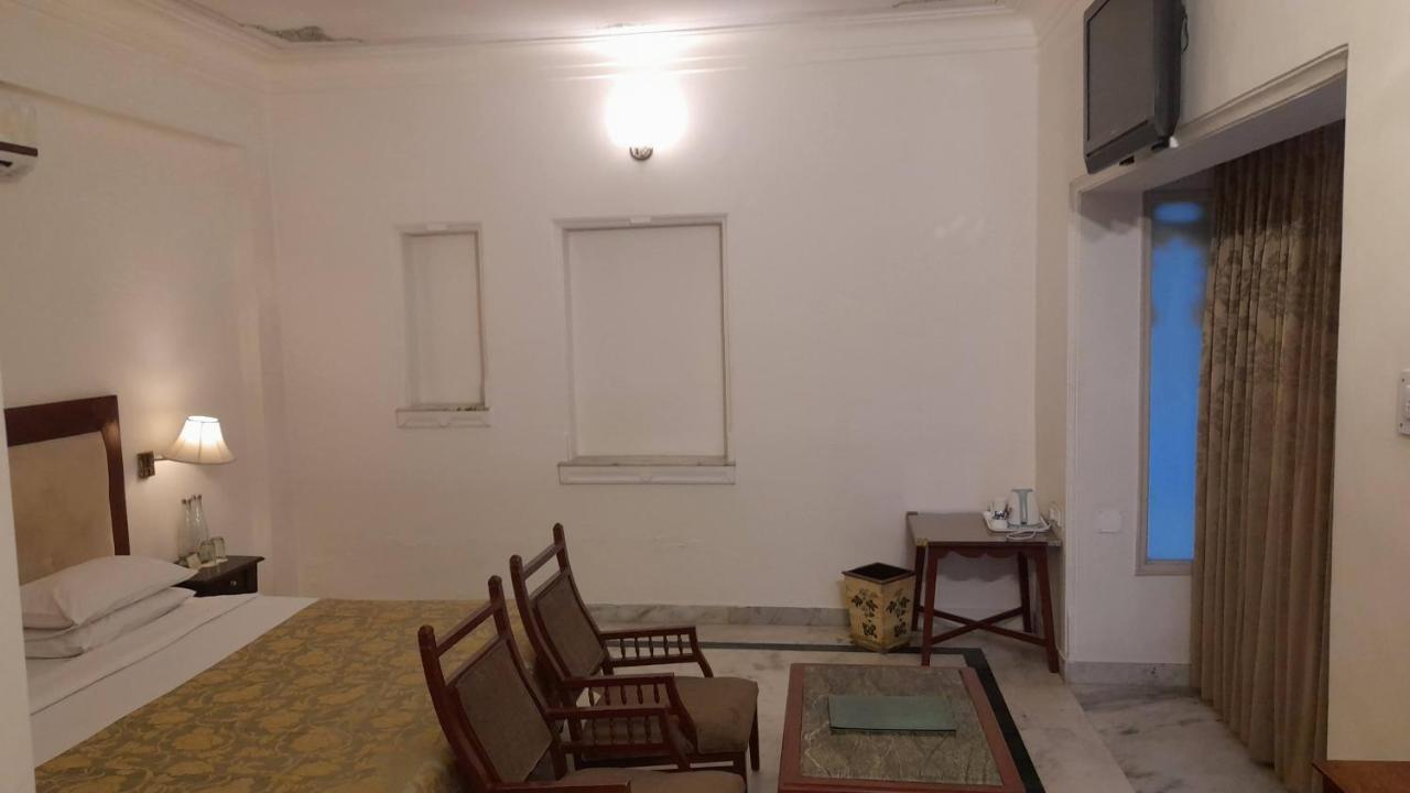 Hotel Rampratap Palace By Fateh Collection